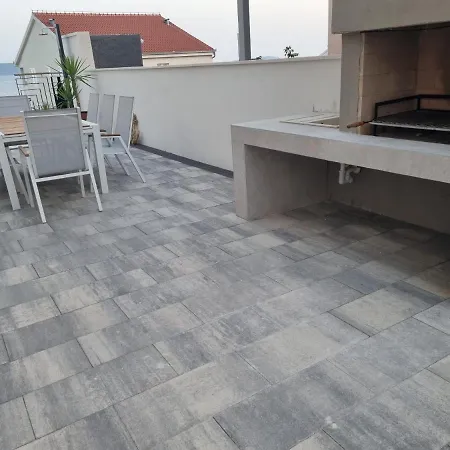 Luxury Adriatica-*heated Pool-sauna-jacuzzi* Villa Trogir