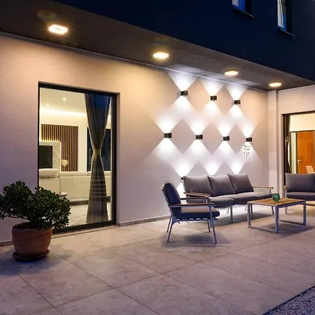 Luxury Adriatica-*heated Pool-sauna-jacuzzi* *