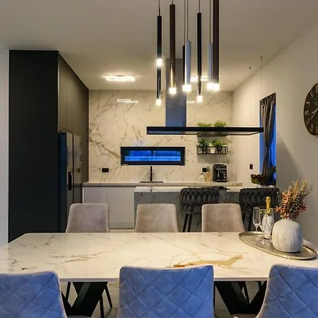 Luxury Adriatica-*heated Pool-sauna-jacuzzi* Villa