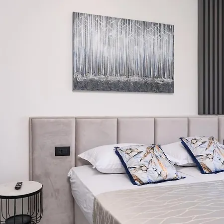 Luxury Adriatica-*heated Pool-sauna-jacuzzi* Villa Trogir