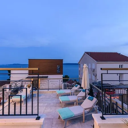 Luxury Adriatica-*heated Pool-sauna-jacuzzi* *